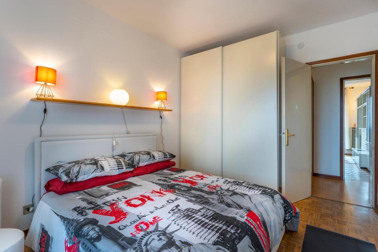 Zia Dina Apartment Pasian di Prato Exteriör bild